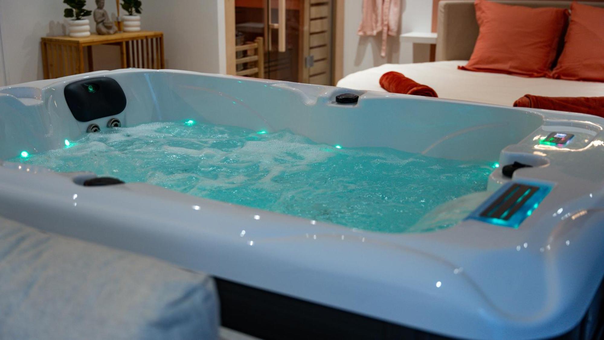 Comme Chez Soi -